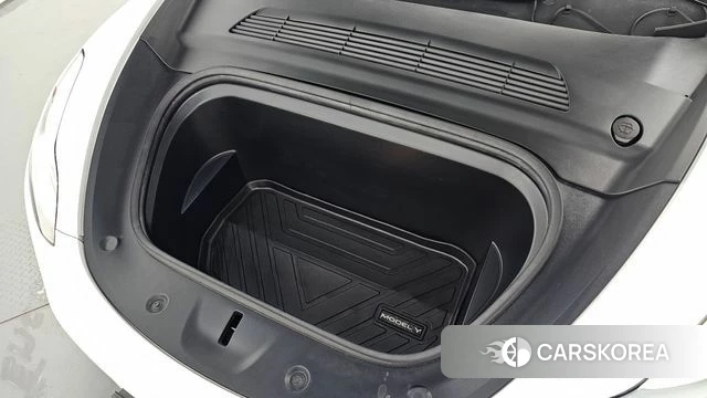 Tesla Model Y id 4408518 из Кореи 28