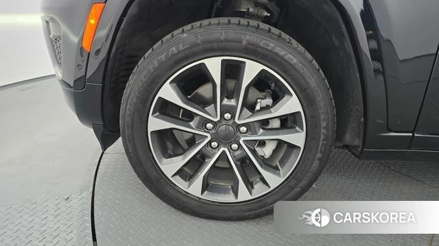 Jeep Grand Cherokee (WL) id 4330586 из Кореи 29