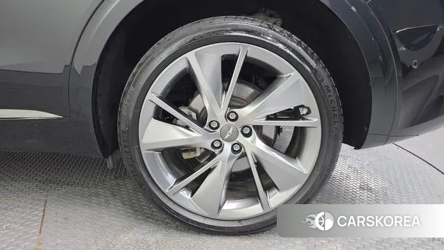 Genesis GV70 id 3702511 из Кореи 15