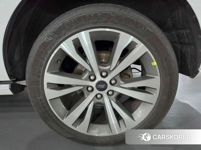 Ford Expeditation id 3935757 из Кореи 15