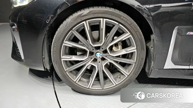 BMW 7 Series (G11) id 4410759 из Кореи 28