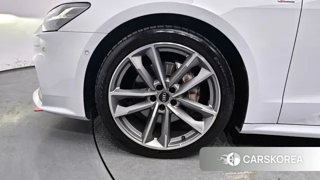Audi A7 (4K) id 2885942 из Кореи 15