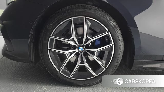 BMW 5 Series (G60) id 4177478 из Кореи 15