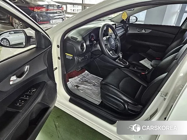 Kia Come New K3 id 3013979 из Кореи 7