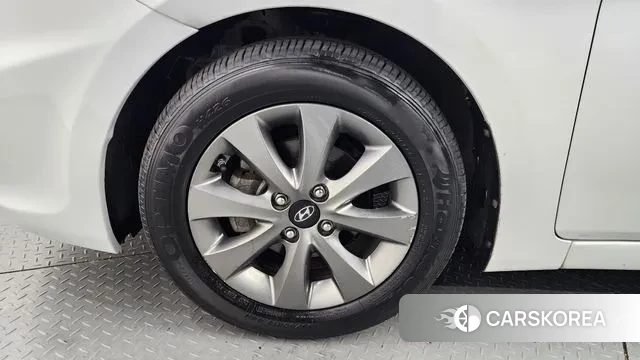 Hyundai Accent (New type) id 3166406 из Кореи 15