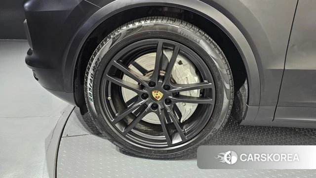 Porsche Cayenne (PO536) id 3885518 из Кореи 15