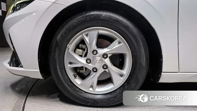 Hyundai Avante (CN7) id 3483127 из Кореи 15