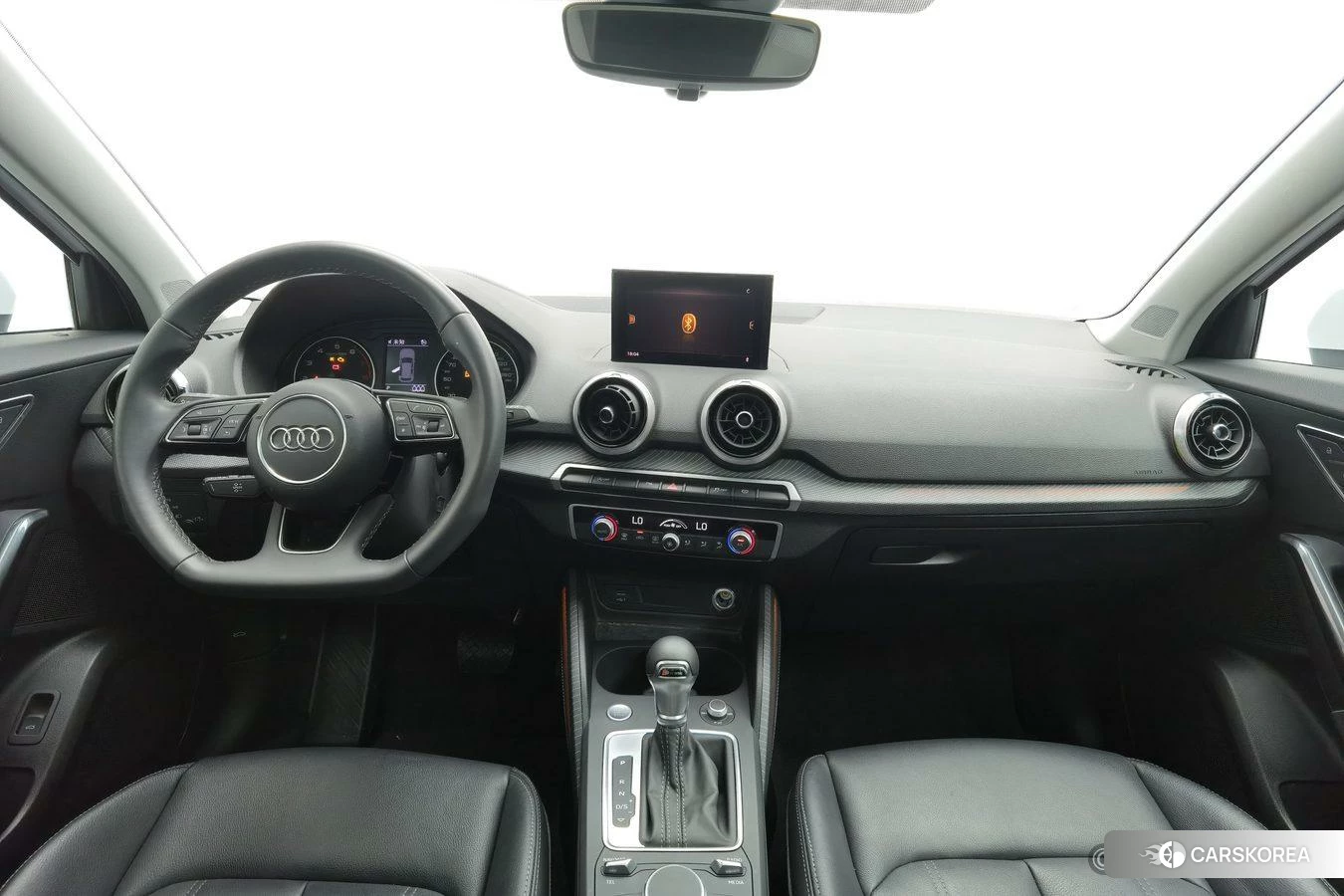 Audi Q2L id 4455105 из Китая 19