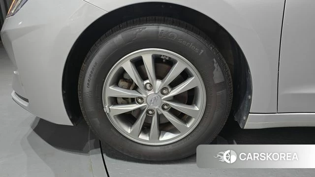 Hyundai The New Avante AD id 4459240 из Кореи 25
