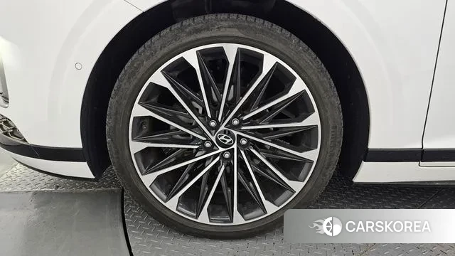 Hyundai Grandeur Hybrid (GN7) id 3279244 из Кореи 15