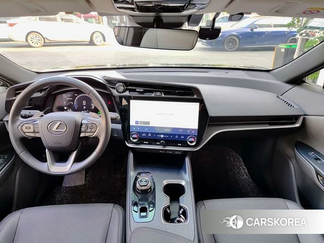 Lexus RZ 2023 Черный из Китая, фото 6