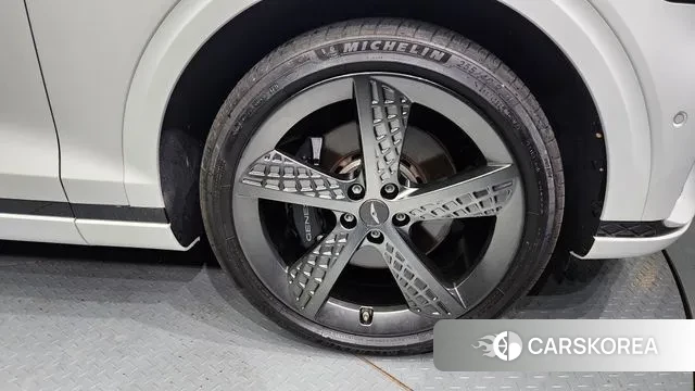 Genesis GV70 id 3037964 из Кореи 15