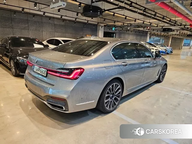 BMW 7 Series (G11) id 3027906 из Кореи 9