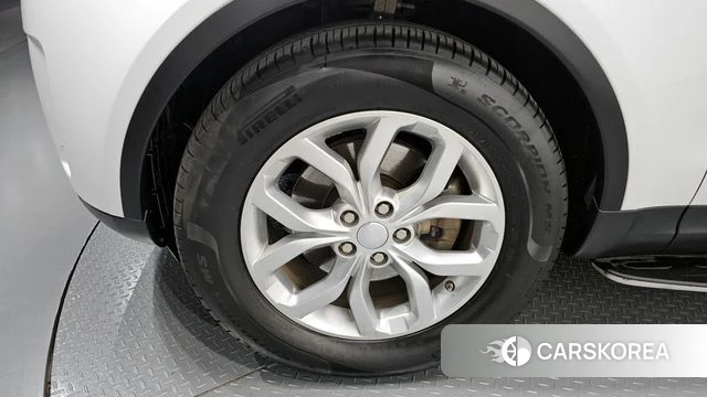 Land Rover Discovery 5 id 4203803 из Кореи 33