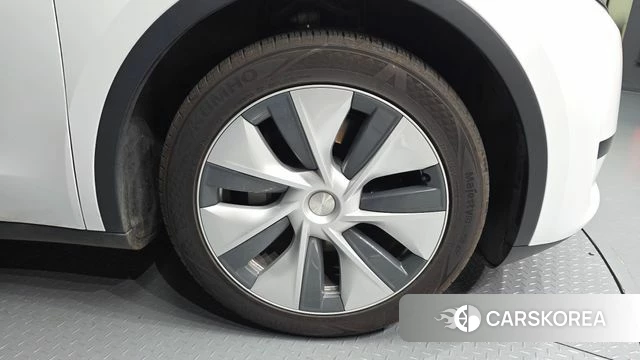 Tesla Model Y id 4499849 из Кореи 15
