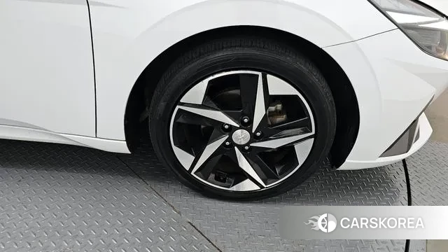 Hyundai Avante (CN7) id 3356030 из Кореи 15