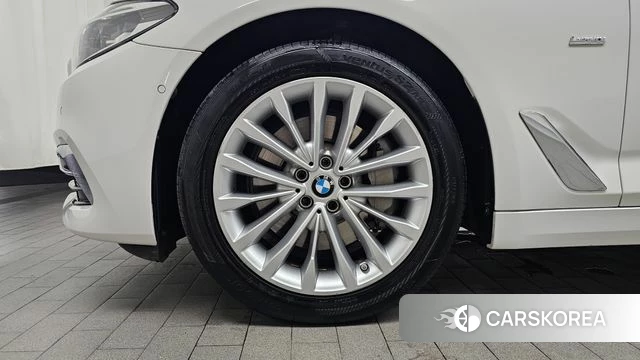 BMW 5 Series (G30) id 4483294 из Кореи 29