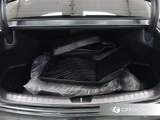 Hyundai Grandeur Hybrid (GN7) id 3400333 из Кореи 15