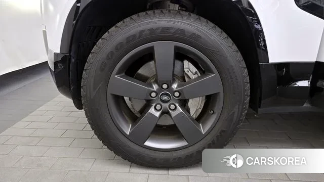 Land Rover Defender (L663) id 3185240 из Кореи 15