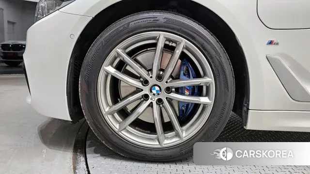 BMW 5 Series (G30) id 3601681 из Кореи 15