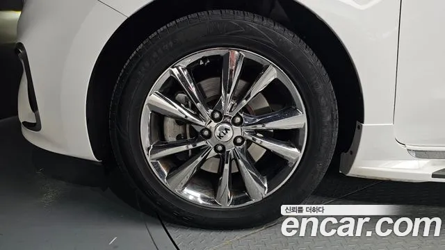 Kia The New Carnival id 2414362 из Кореи 15