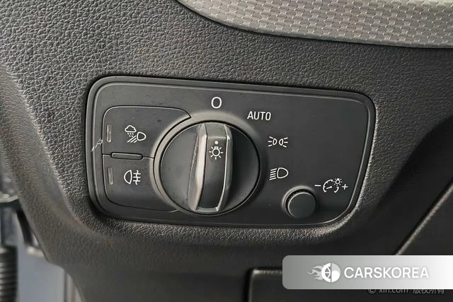 Audi Q2L id 4253627 из Китая 19
