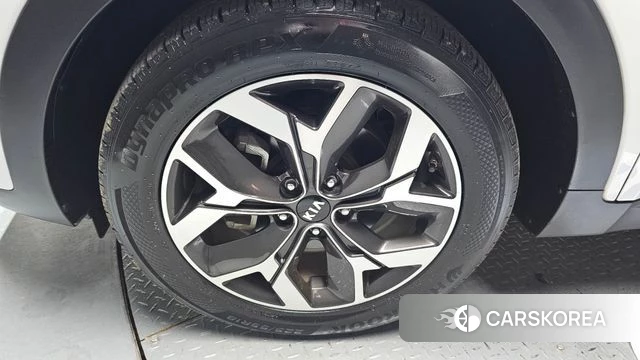 Kia Sportage The Bold id 4429161 из Кореи 28