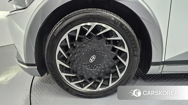 Hyundai Ionic 5 id 3334098 из Кореи 15