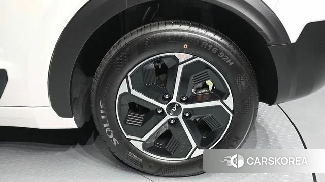 Kia Di Ol Nu Niro id 3933545 из Кореи 15