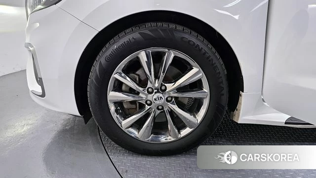 Kia The New Carnival id 3814453 из Кореи 15