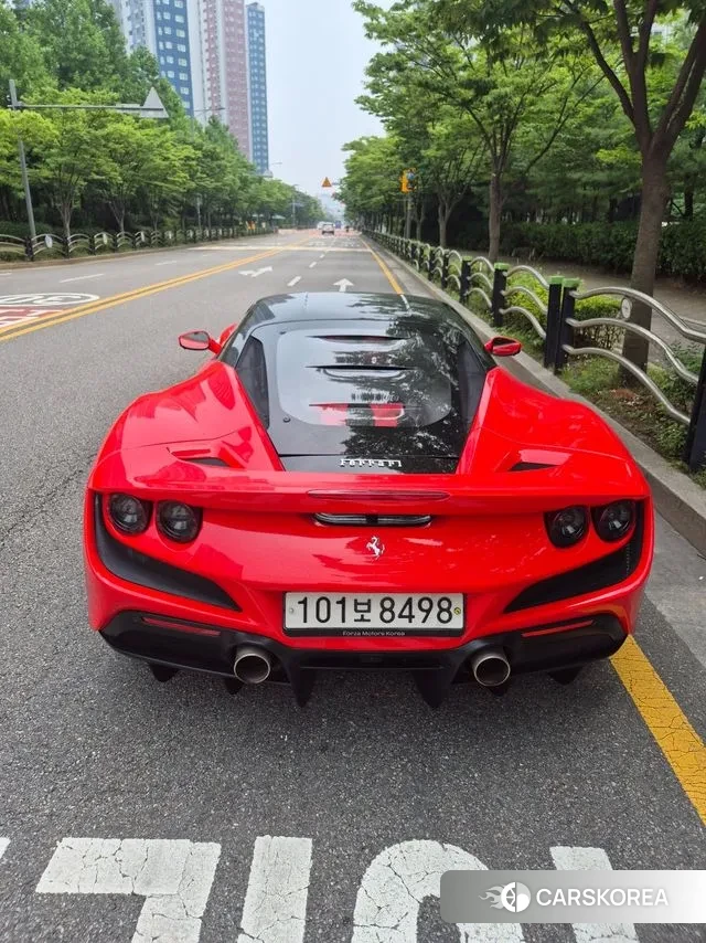 Ferrari F8 Tributo id 3600490 из Кореи 13