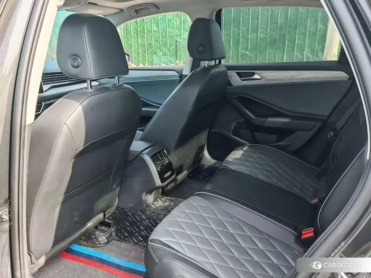 Volkswagen Sagitar 2024 Silver/gray из Китая, фото 5
