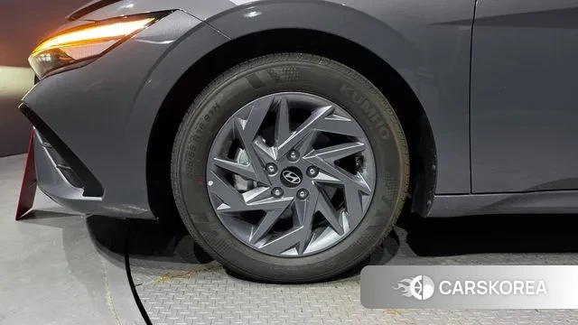 Hyundai The New Avante (CN7) id 2968736 из Кореи 15