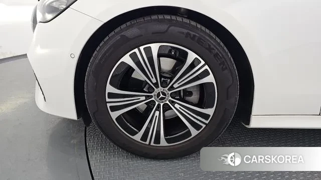 Mercedes-Benz E-Class W214 id 3605701 из Кореи 15