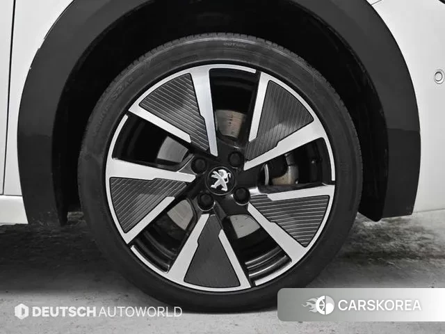 Peugeot e-208 second Generation id 3620649 из Кореи 14