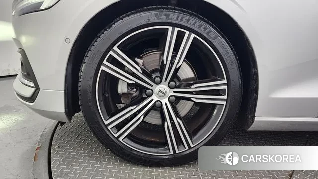 Volvo S60 3rd generation id 3037767 из Кореи 15