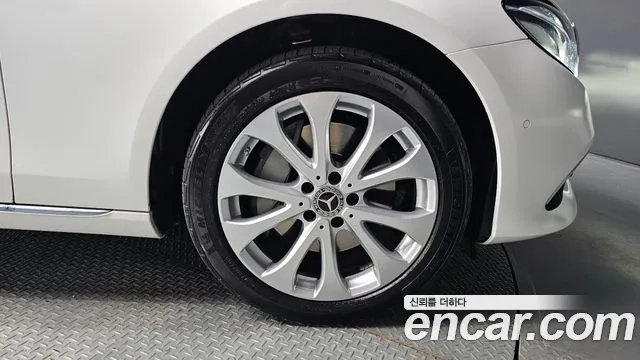 Mercedes-Benz E-Class W213 id 2869816 из Кореи 15