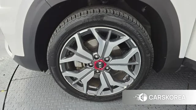 Kia Seltos id 3483921 из Кореи 15