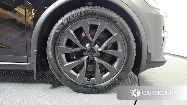 Tesla Model X id 3826224 из Кореи 16