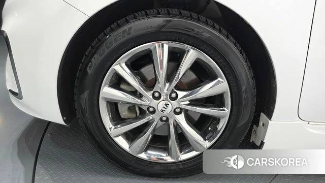 Kia The New Carnival id 3942937 из Кореи 15