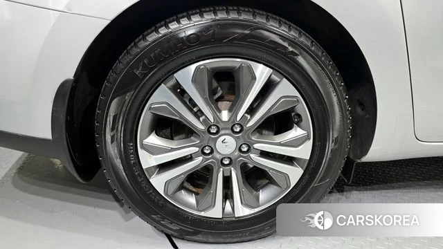 Kia The New Carnival id 4446768 из Кореи 27