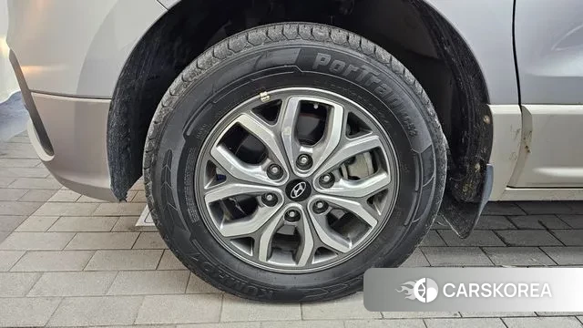 Hyundai The New Grand Starex id 3417935 из Кореи 15