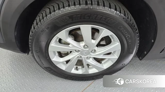 Hyundai All New Tucson id 3188359 из Кореи 15