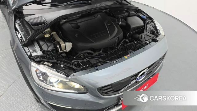Volvo V60 Cross-Country id 4699024 из Кореи 35