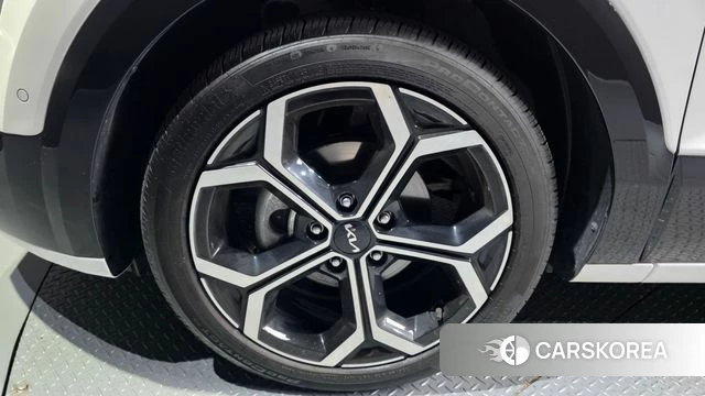 Kia Di Ol Nu Niro id 4686647 из Кореи 33