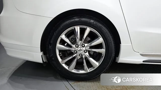 Kia The New Carnival id 2991145 из Кореи 15