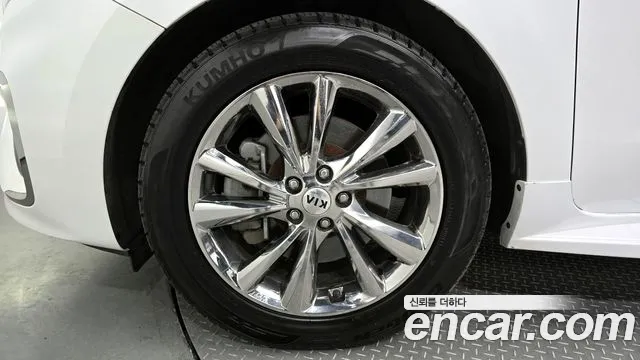 Kia The New Carnival id 2479388 из Кореи 15