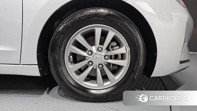 Hyundai The New Avante AD id 3489608 из Кореи 15