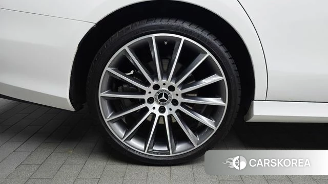 Mercedes-Benz E-Class W213 id 4534598 из Кореи 29