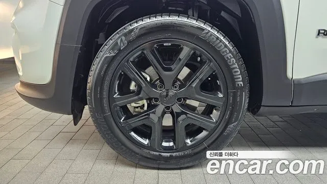 Jeep Renegade id 2742343 из Кореи 15